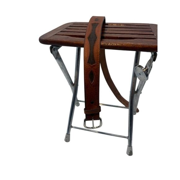 Tooled Brown Leather Belt – Size 38  Genuine cowhide leather belt - Picture 2 of 16